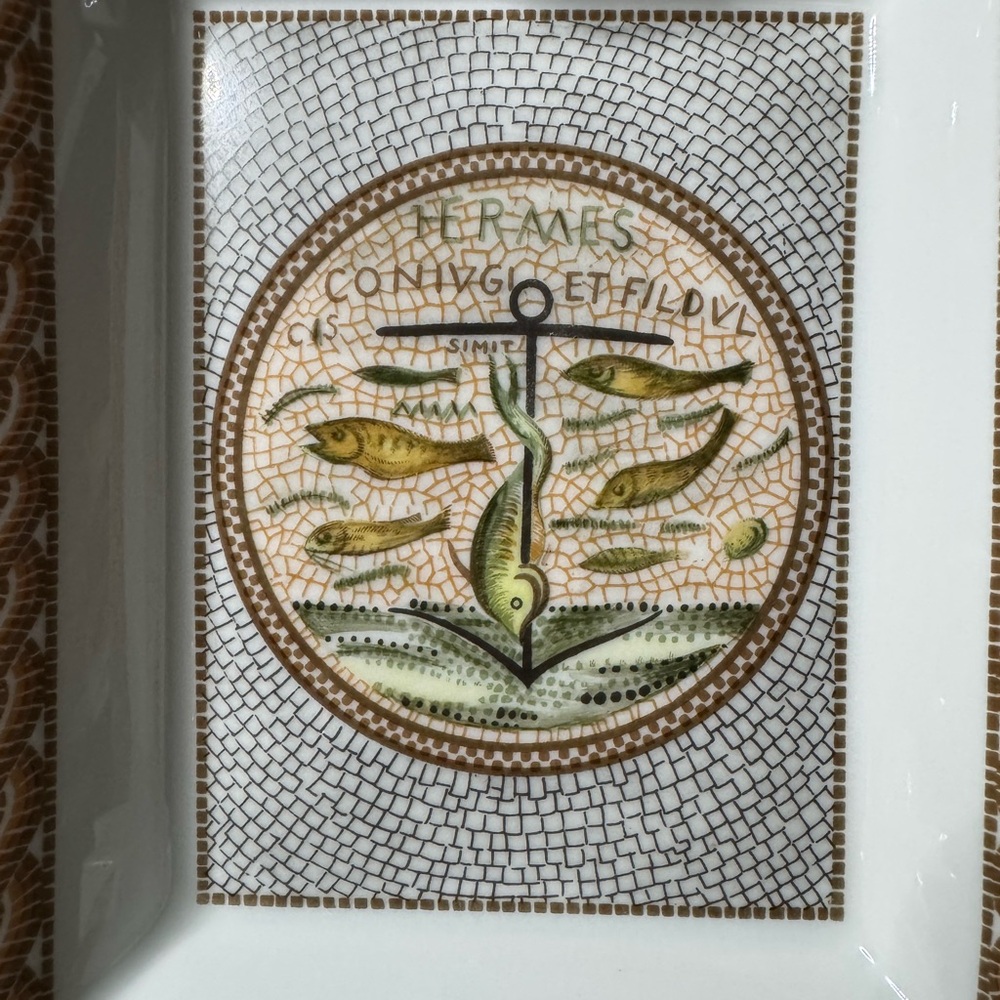 🔥VINTAGE🔥 Hermes White Ceramic Ashtray - Picture 3 of 7